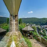 Elegant Castle For 19 Guests * Ла-Рош-ан-Арден