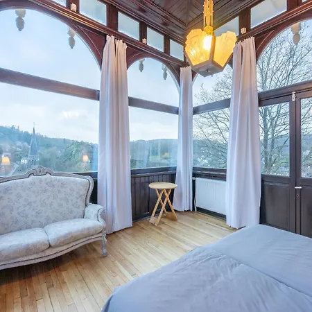 Elegant Castle For 19 Guests