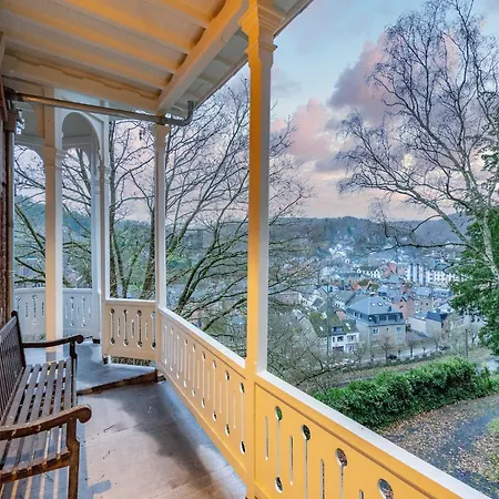 Elegant Castle For 19 Guests Feriehus *