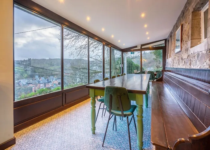 Elegant Castle For 19 Guests * La-Roche-en-Ardenne