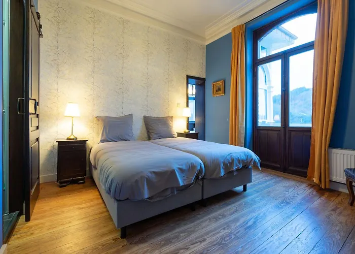 Elegant Castle For 19 Guests Semesterbostad