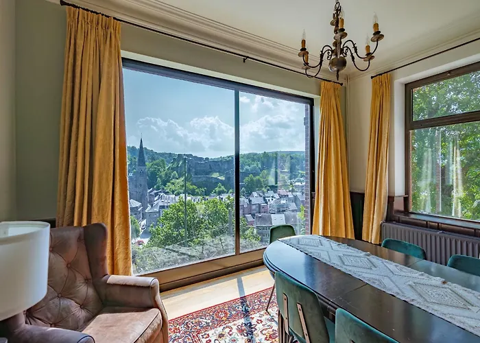 Elegant Castle For 19 Guests *