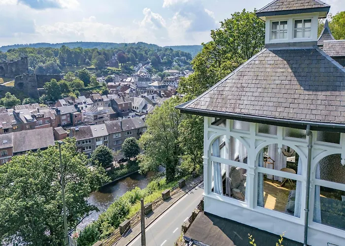 Elegant Castle For 19 Guests * La-Roche-en-Ardenne