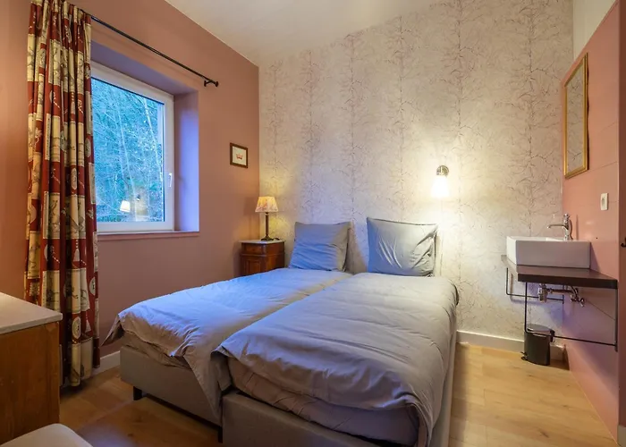 Elegant Castle For 19 Guests Semesterbostad La-Roche-en-Ardenne